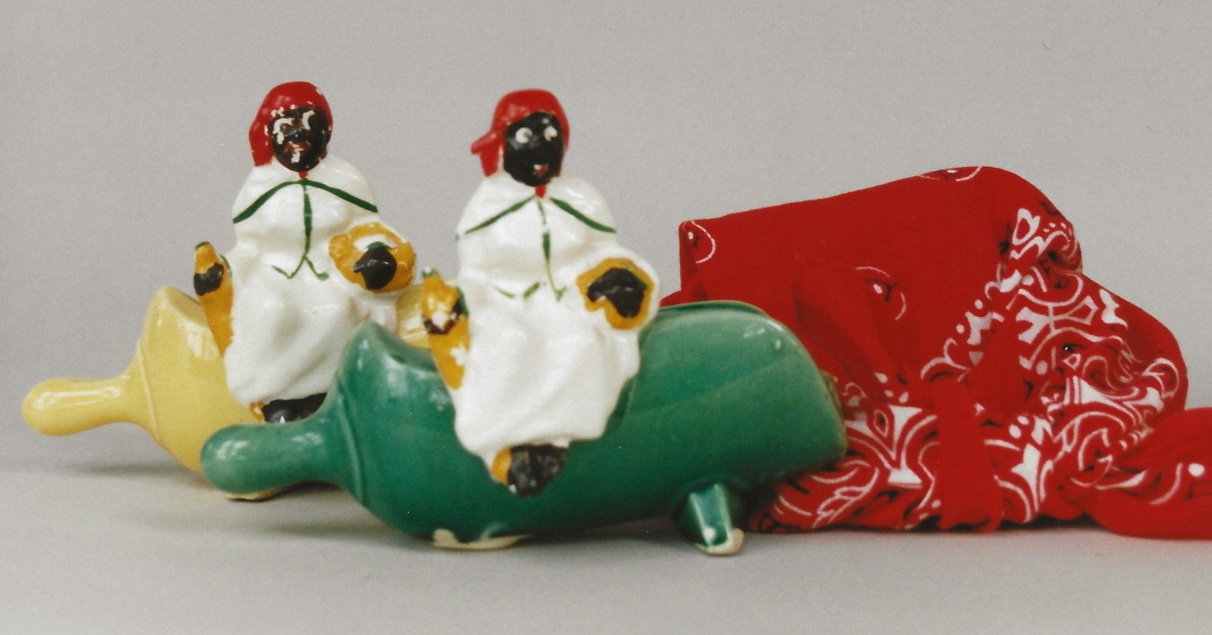 77. Scoop with Mammy McCoy Pottery Collectors Society McCoy Pottery